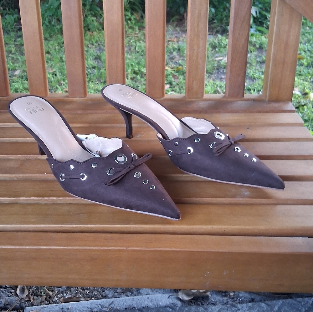 Time and Tru Dark Brown Women's Heels